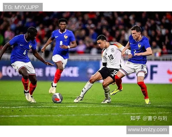 10月17日法国与德国足球友谊赛精彩对决回顾与分析 10月17日法国与德国足球友谊赛精彩对决回顾与分析